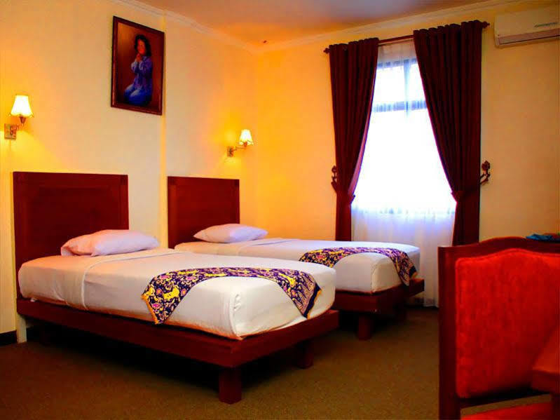Hotel Bumi Asih Padangsidimpuan Batubelubang Exterior photo